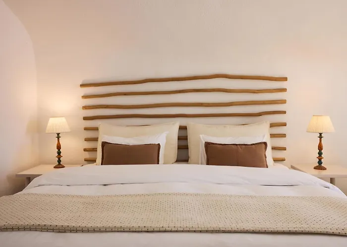 Iconic Santorini, A Boutique Cave Hotel By Sandglass