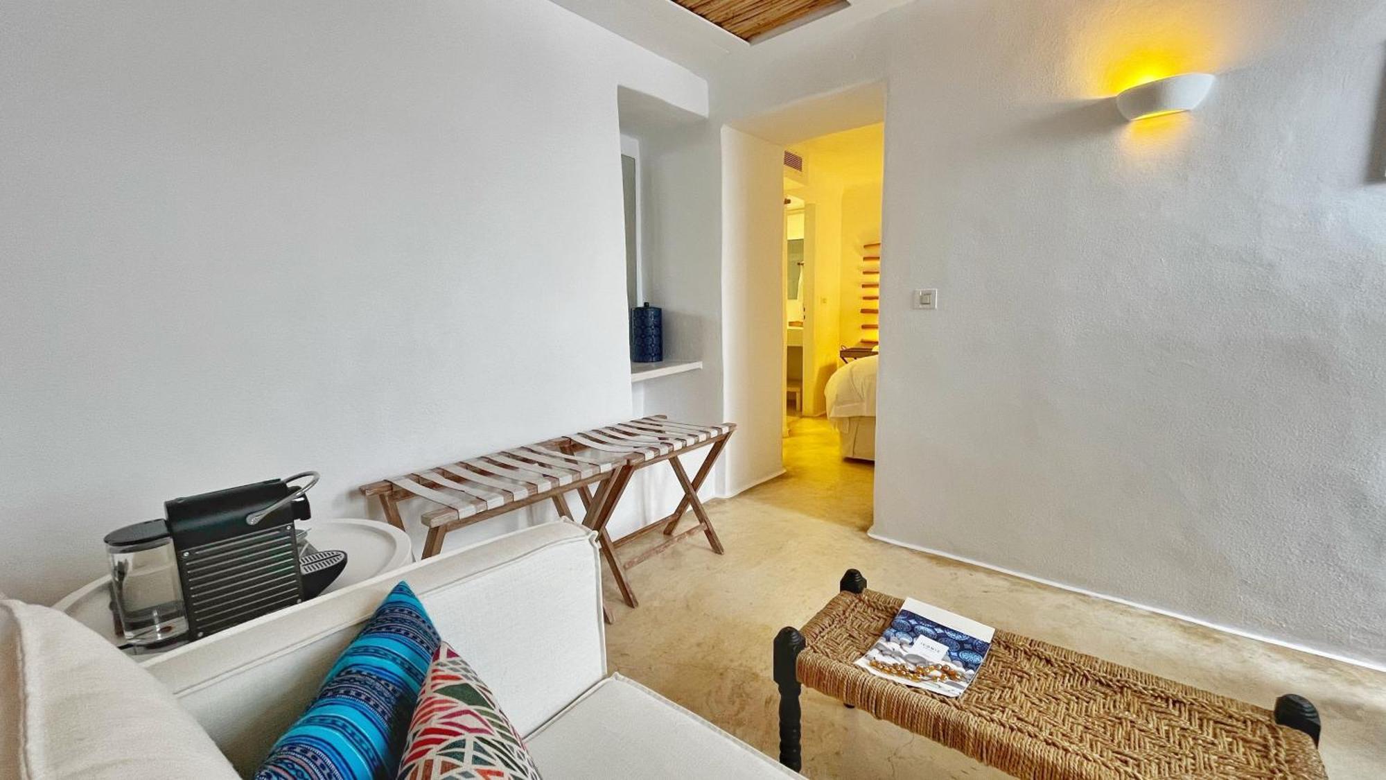 Hotel Iconic Santorini, A Boutique Cave By Sandglass 5*
