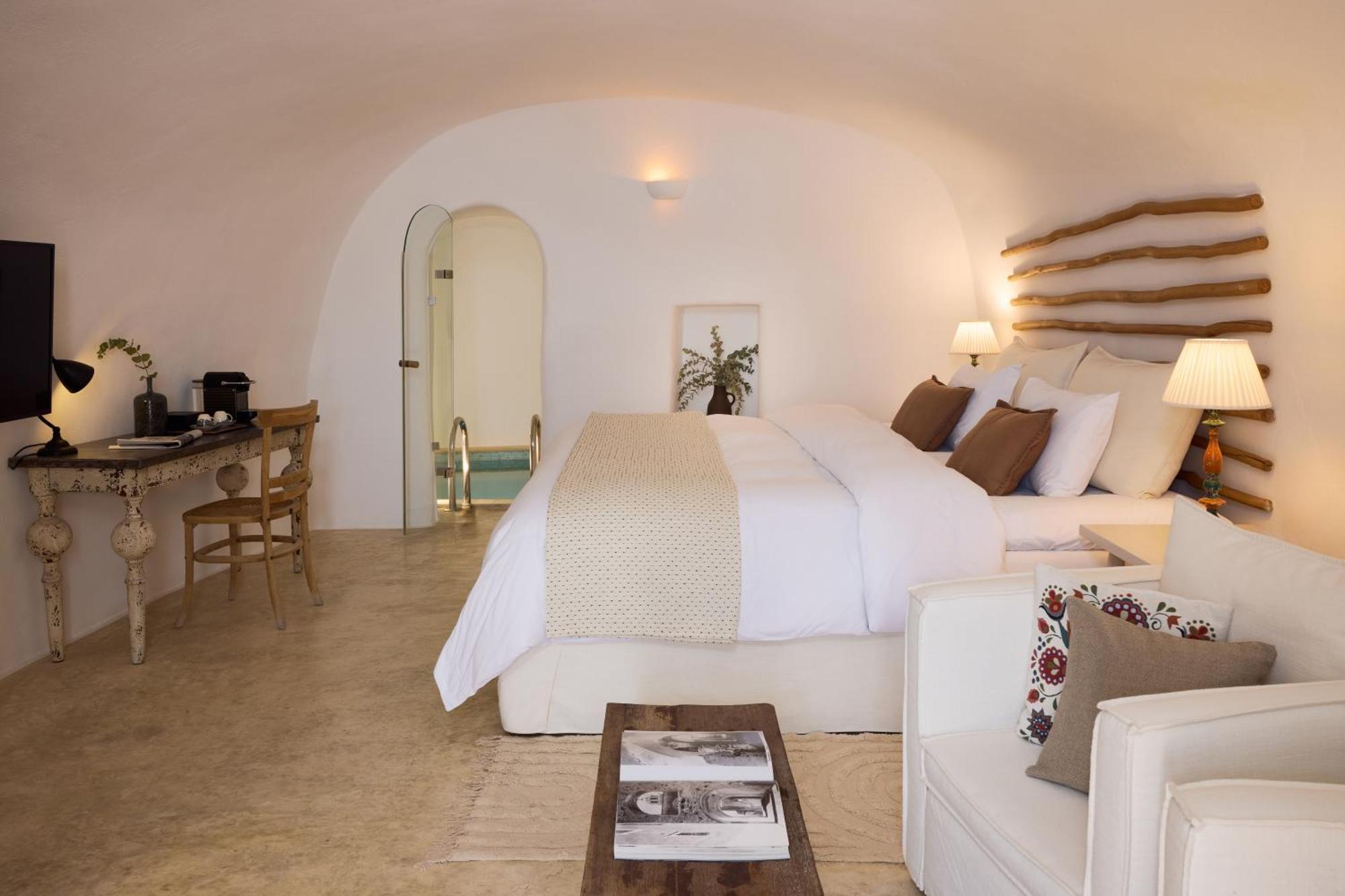 Iconic Santorini, A Boutique Cave By Sandglass
