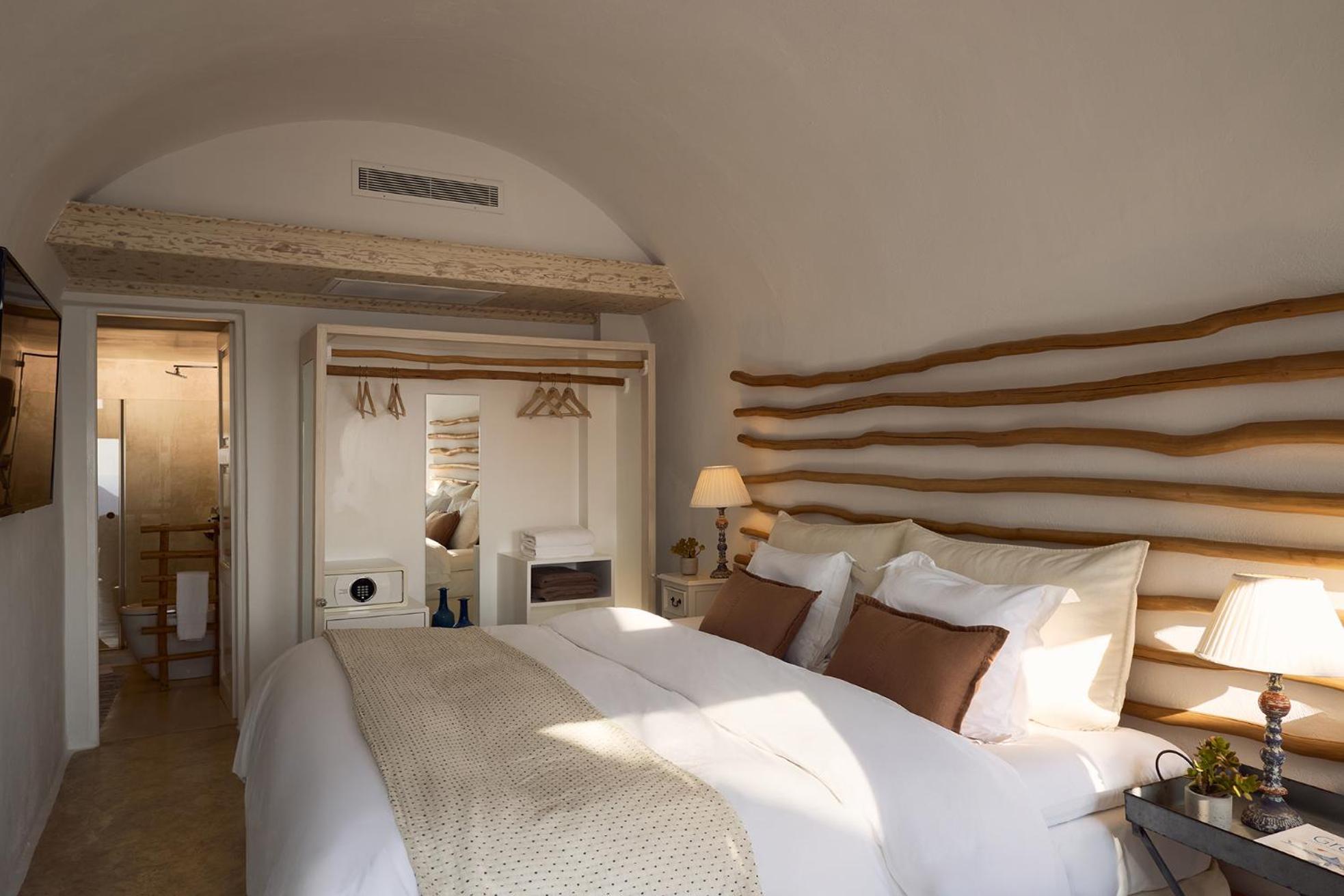 Iconic Santorini, A Boutique Cave By Sandglass Hotel 5*
