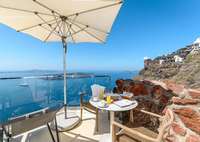 Iconic Santorini, A Boutique Cave Hotel By Sandglass