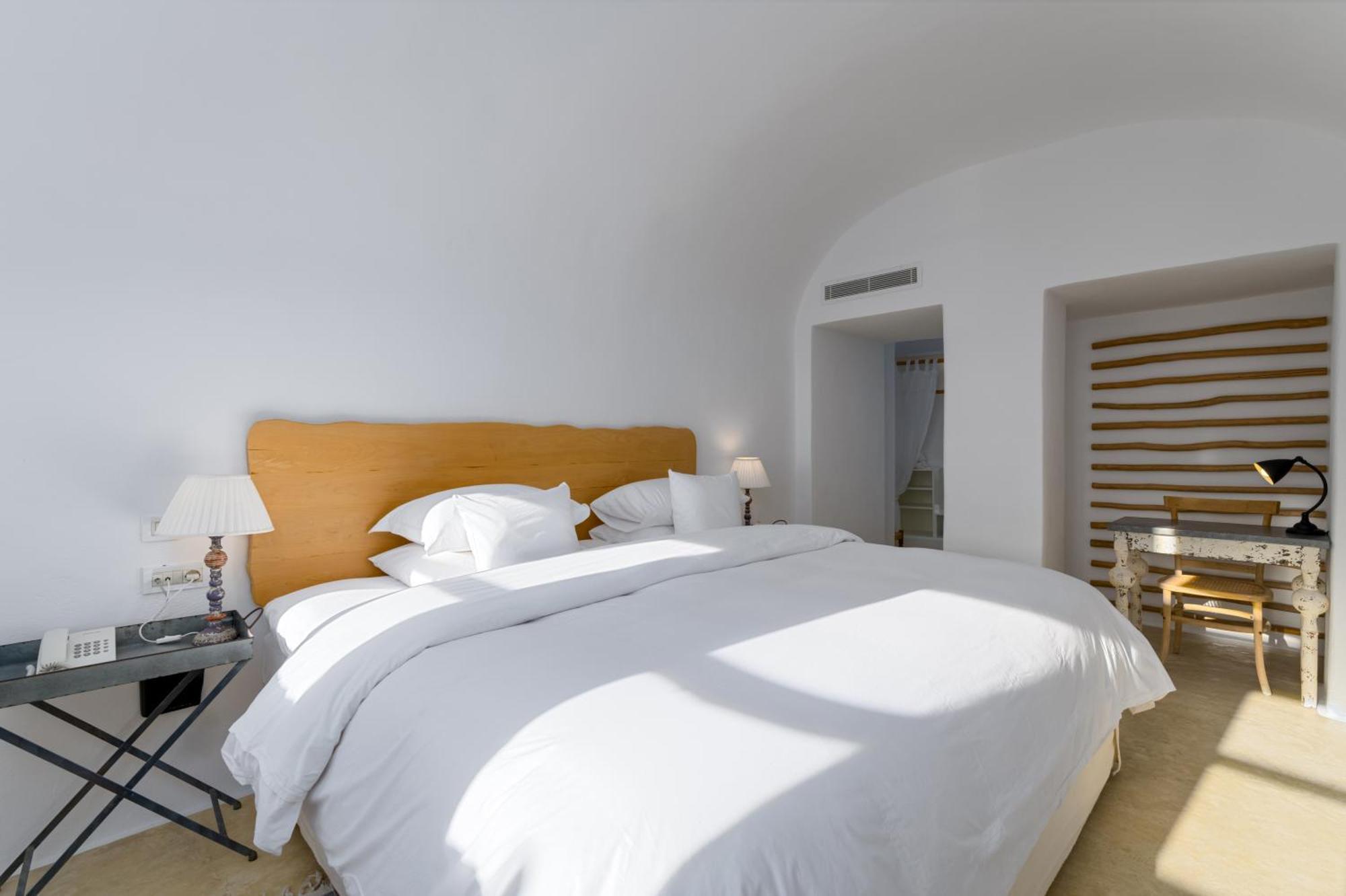 Iconic Santorini, A Boutique Cave By Sandglass Hotel