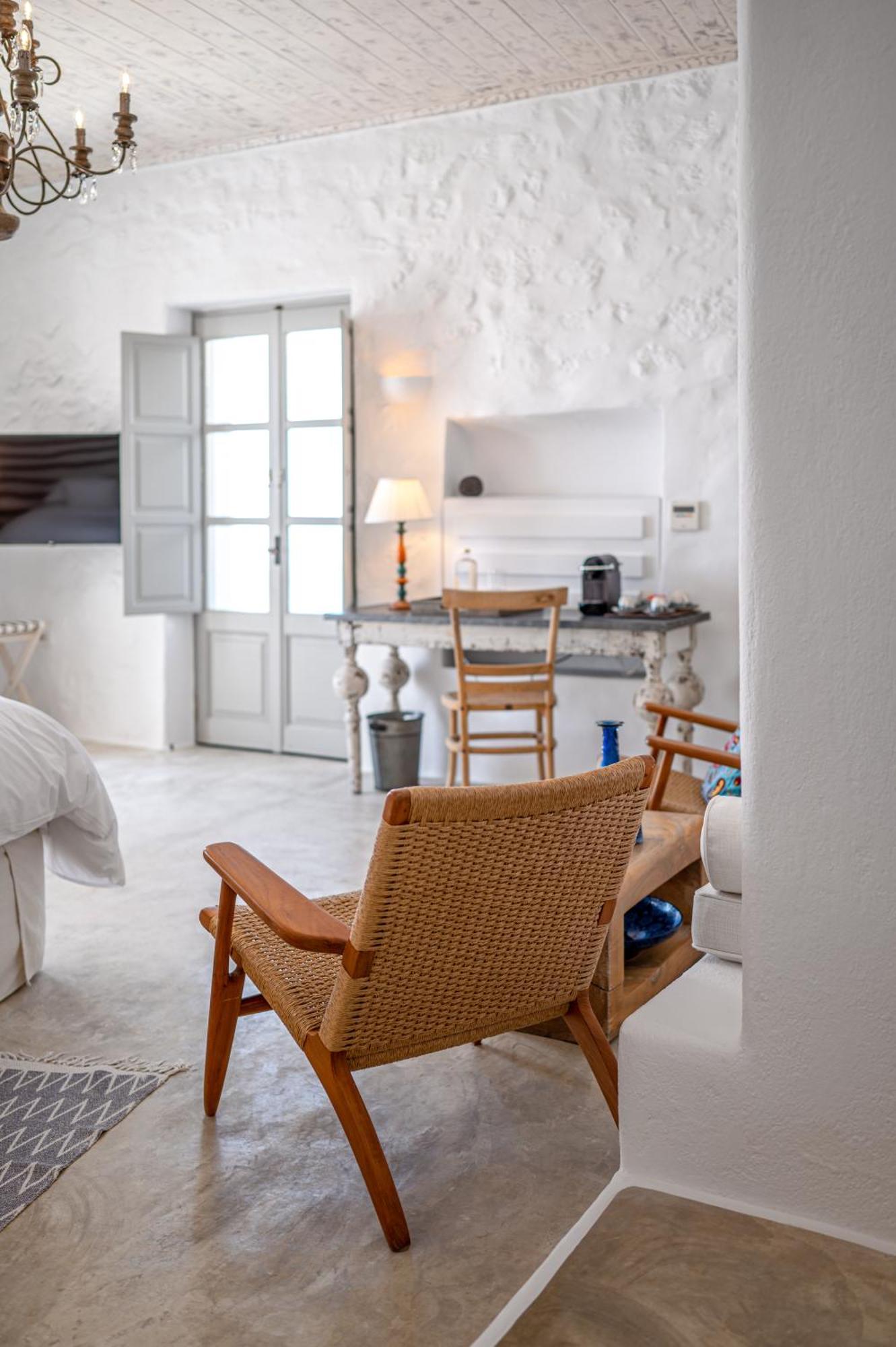 Hotel Iconic Santorini, A Boutique Cave By Sandglass 5*